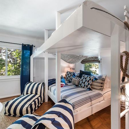 Sandy Pants - Designer Beach Chic Home Steps To Beach Backyard Oasis W Heated Pool Anna Maria Extérieur photo