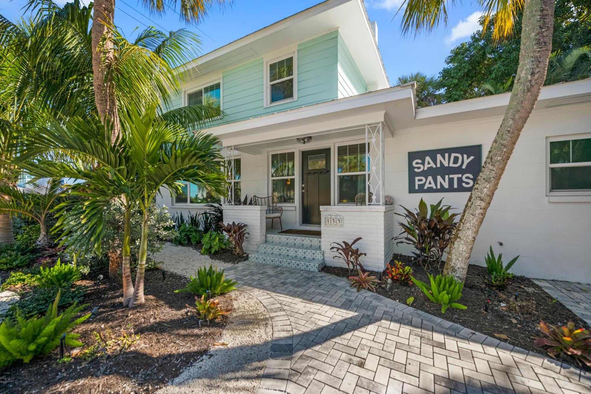 Sandy Pants - Designer Beach Chic Home Steps To Beach Backyard Oasis W Heated Pool Anna Maria Extérieur photo
